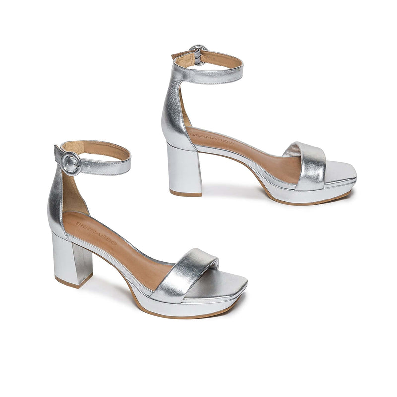 Bernardo Carla Women Platform Sandals Silver | TVD2237GQ