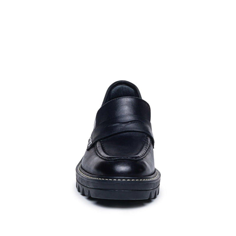 Bernardo Chandler Lug-Sole Women Loafers Black | LYJ851XG