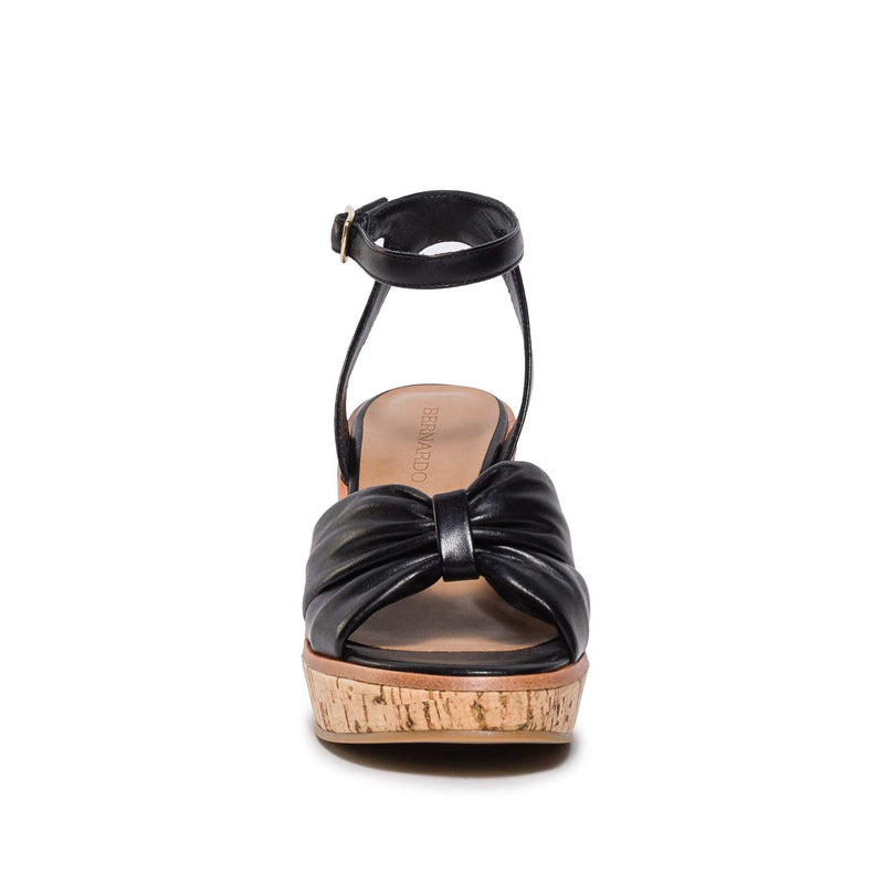 Bernardo Kearny Women Wedge Sandals Black | RNZ478UT