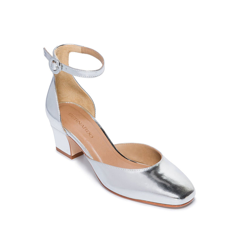 Bernardo Remy Mary Jane Women Pumps Silver | AIF9164NB